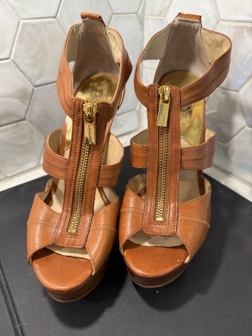 Michael Kors Berkley Platform Sandals Tan Leather Sz 10 Zipper Stiletto Heels - Picture 5 of 16